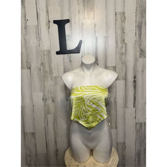 Forever 21 Lime green top - Picture 1 of 4